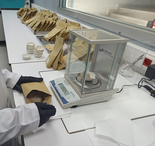 Ore Labs Maden Analiz ve Teknoloji Laboratuvarı, Ore Labs Madencilik,Cevher Zenginleştirme, Maden Analiz Laboratuvarı, Maden Numunesi Analizi, Ar-Ge Çalışmaları, Maden, Analiz, Cevher, Altın, Pilot Tesis, Numune Hazırlama, Kimyasal Analiz, Cevher Zenginleştirme, Diğer Hizmetlerimiz